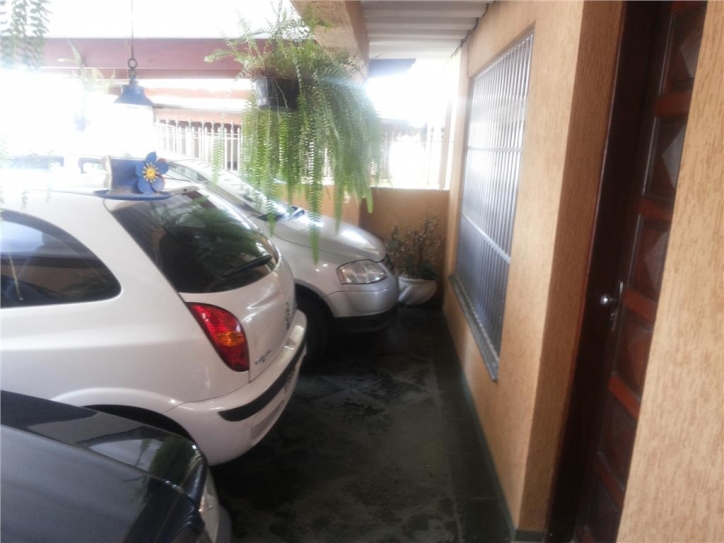 Sobrado à venda com 3 quartos, 112m² - Foto 1