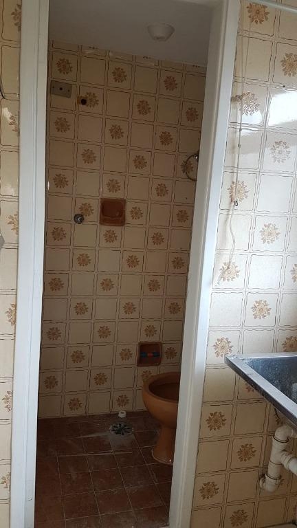Apartamento à venda e aluguel com 2 quartos, 68m² - Foto 8