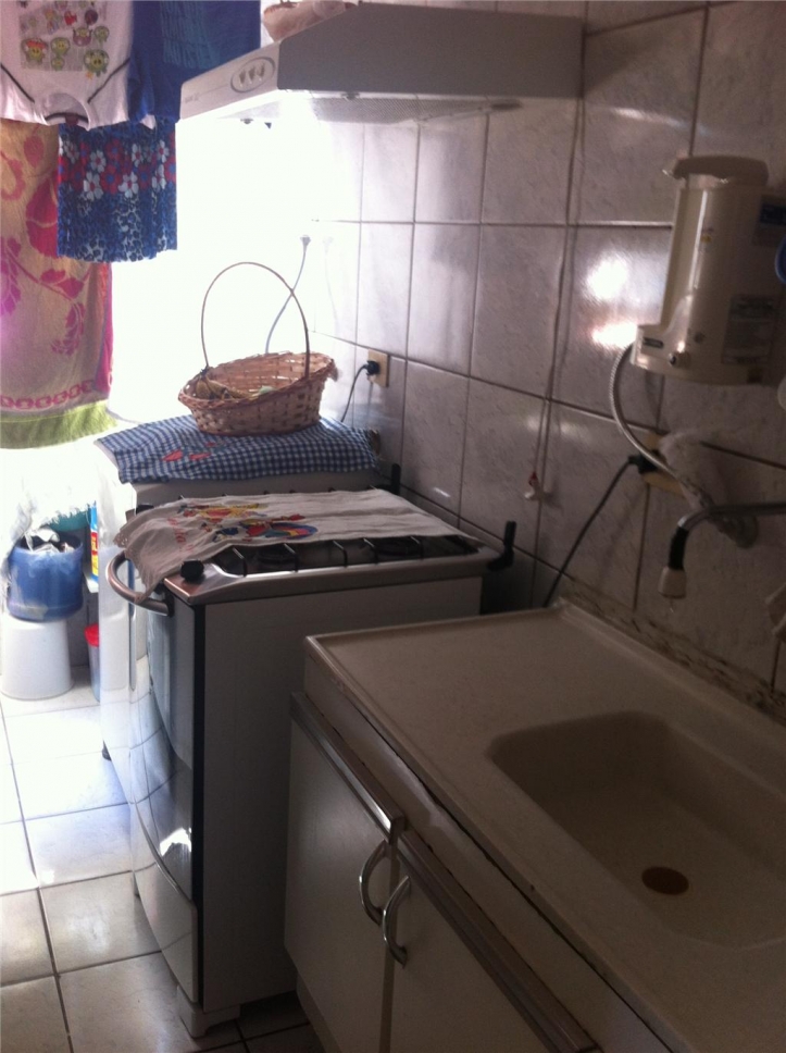 Apartamento à venda com 2 quartos, 49m² - Foto 4