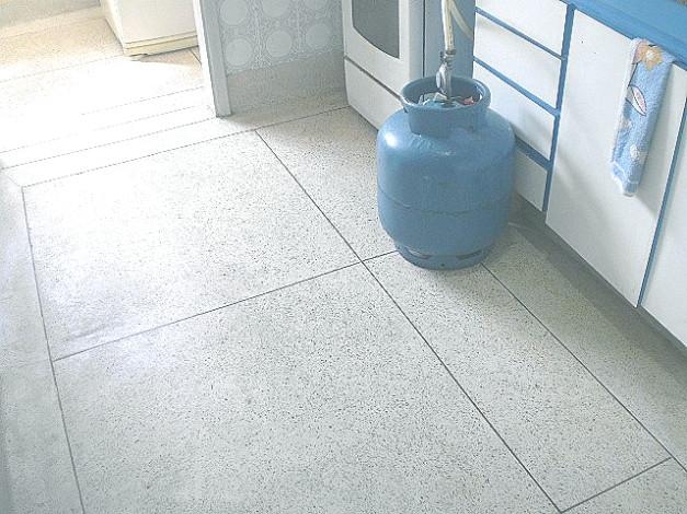 Apartamento à venda com 2 quartos, 70m² - Foto 6