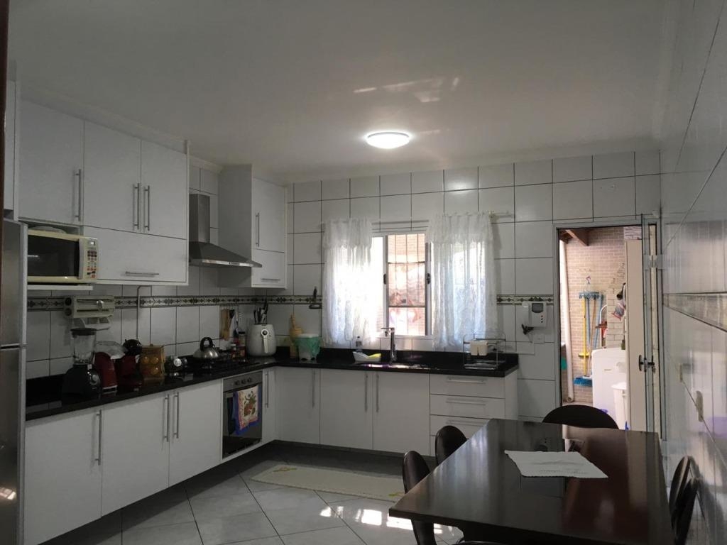 Sobrado à venda com 2 quartos, 89m² - Foto 1
