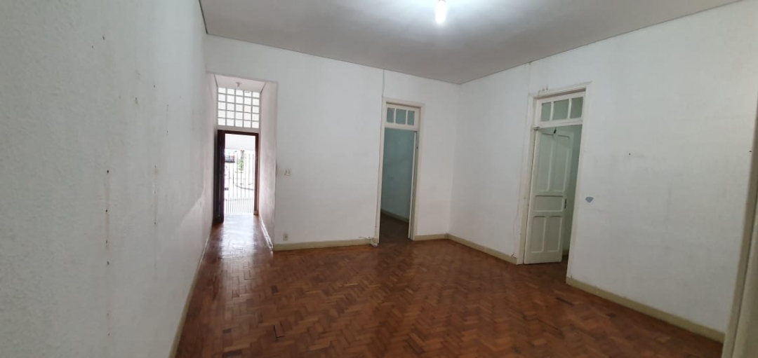 Casa para alugar com 2 quartos, 90m² - Foto 18