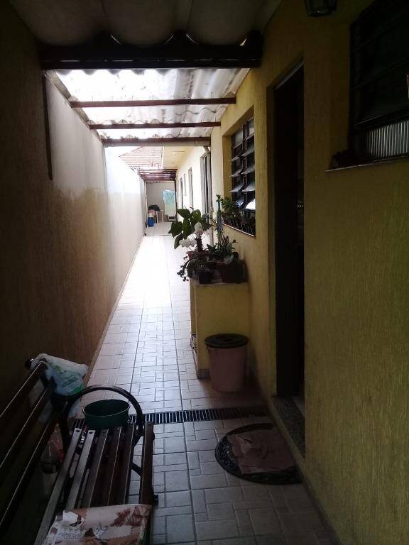 Casa à venda com 4 quartos, 160m² - Foto 15