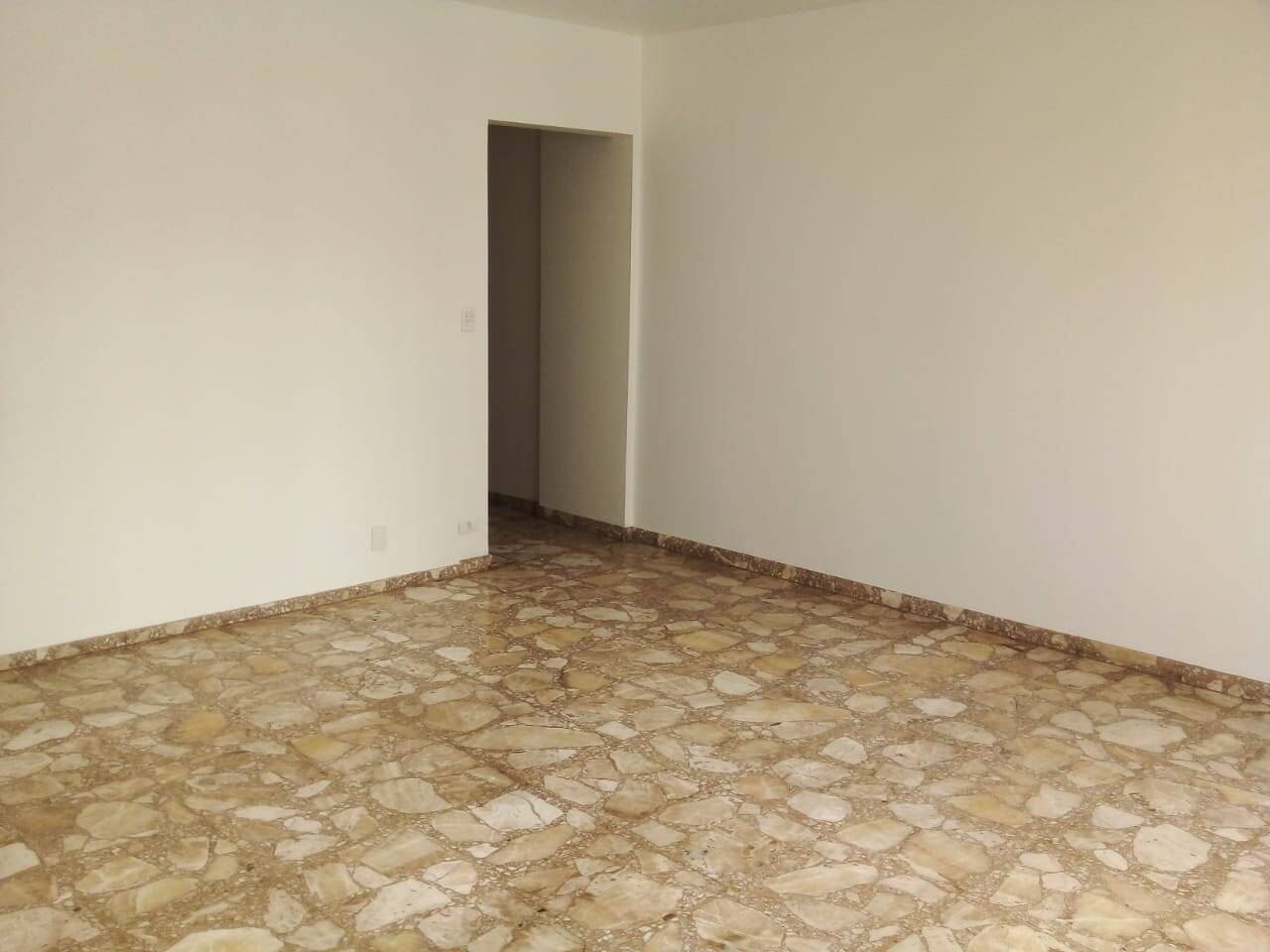 Apartamento para alugar com 3 quartos, 116m² - Foto 20