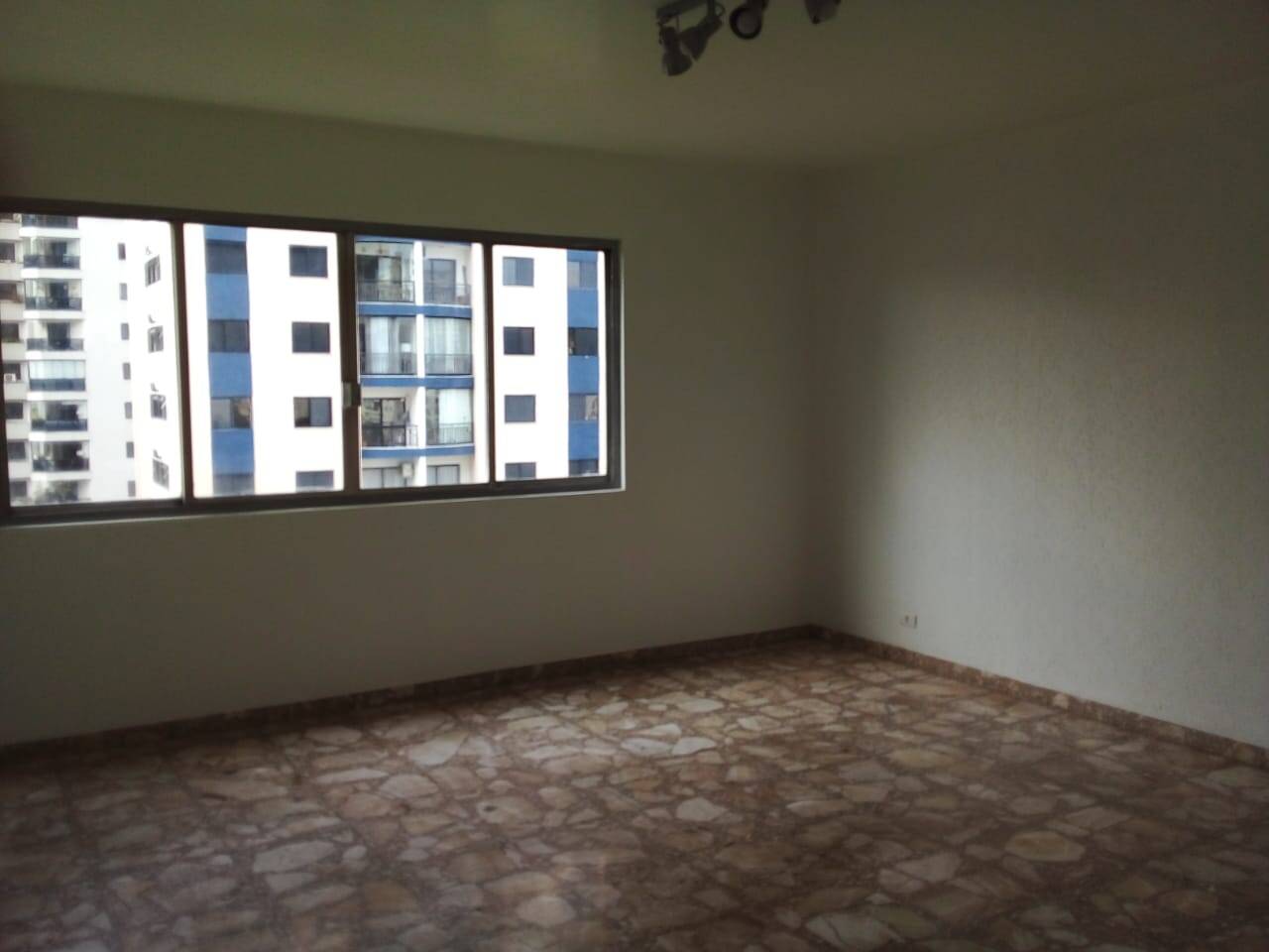 Apartamento para alugar com 3 quartos, 116m² - Foto 23