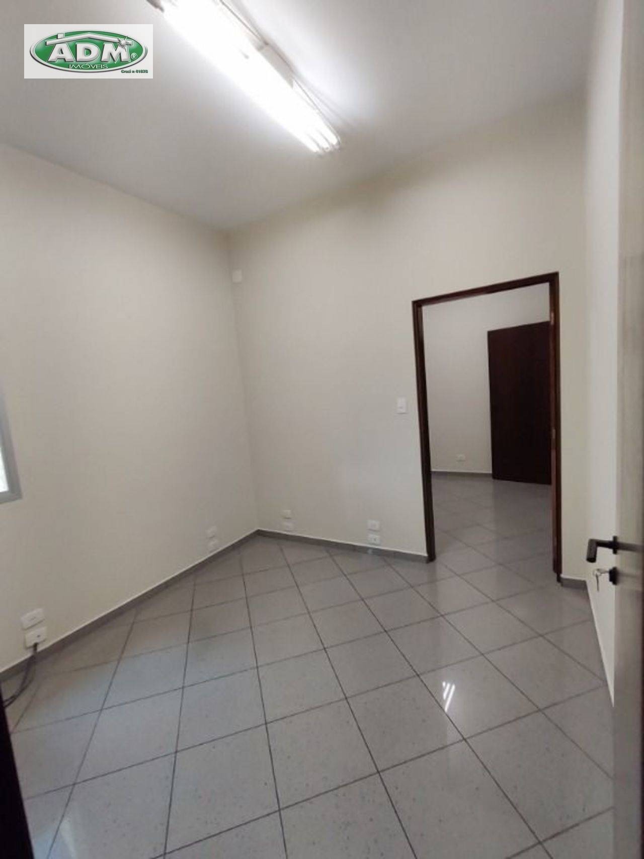 Depósito-Galpão-Armazém para alugar, 600m² - Foto 3