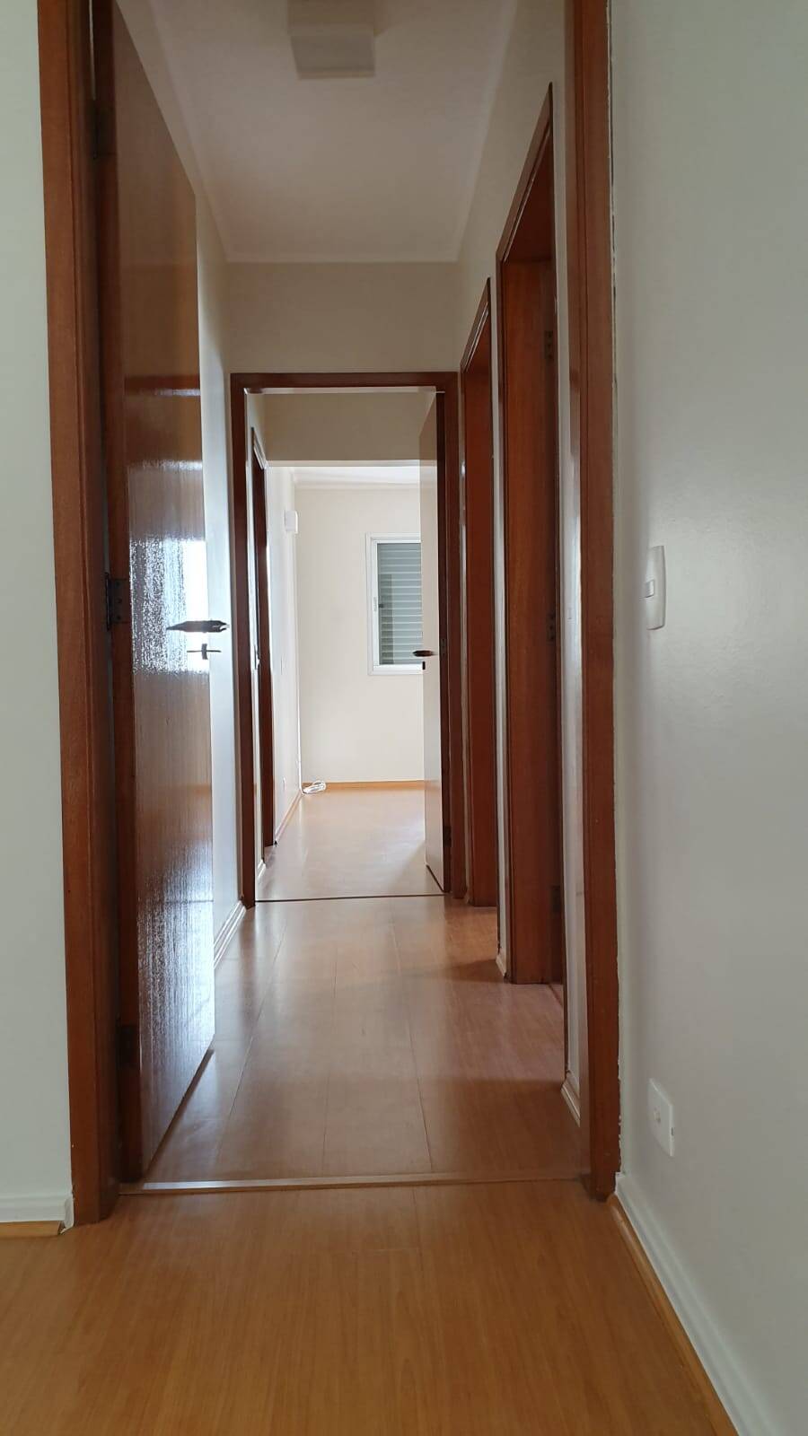 Apartamento para alugar com 3 quartos, 105m² - Foto 8
