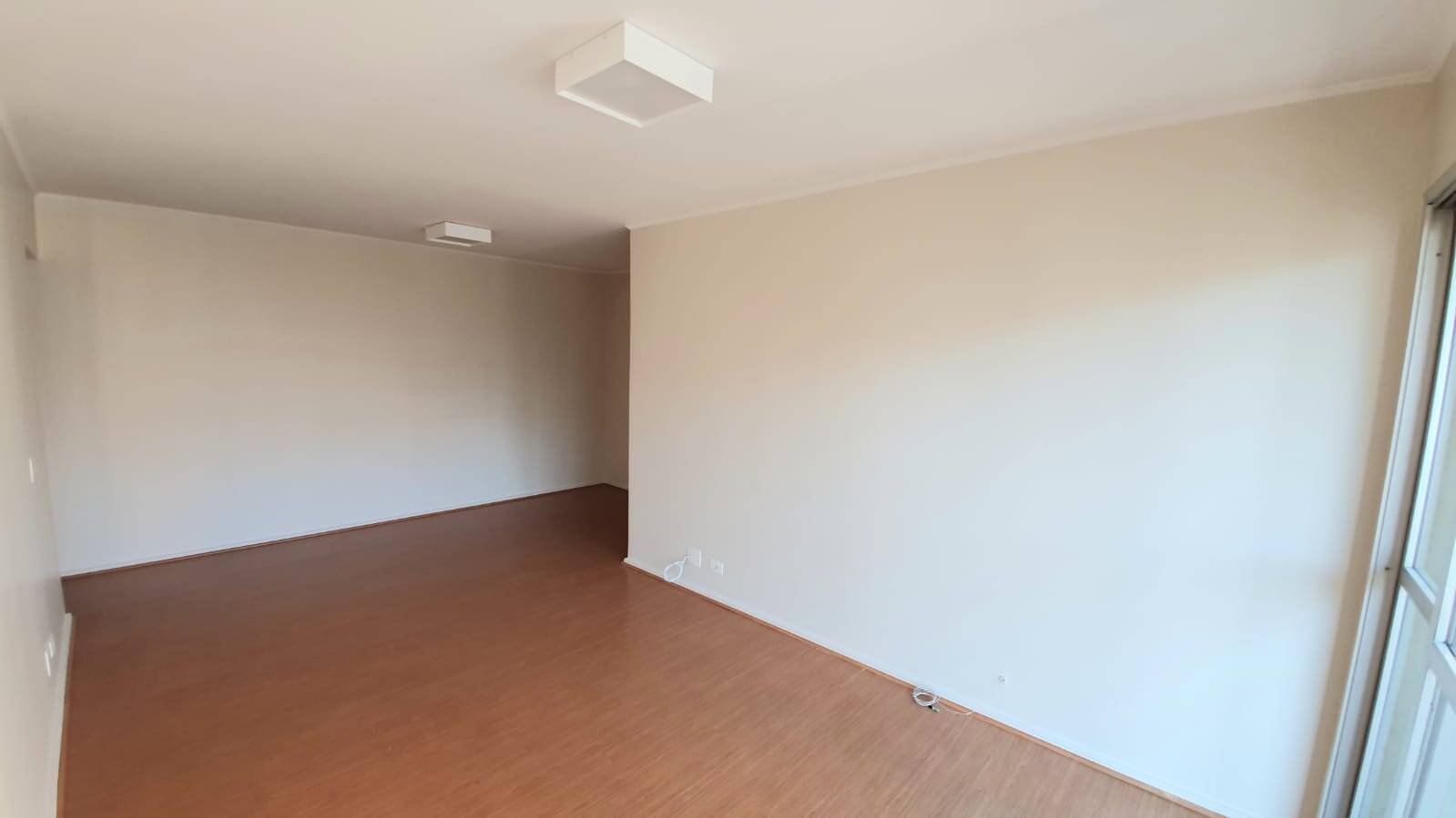 Apartamento para alugar com 3 quartos, 105m² - Foto 16