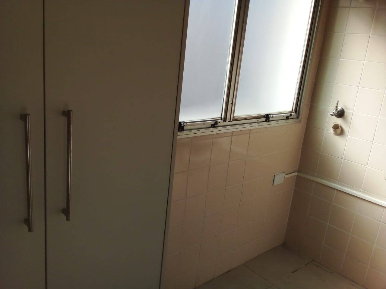Apartamento para alugar com 2 quartos, 65m² - Foto 9