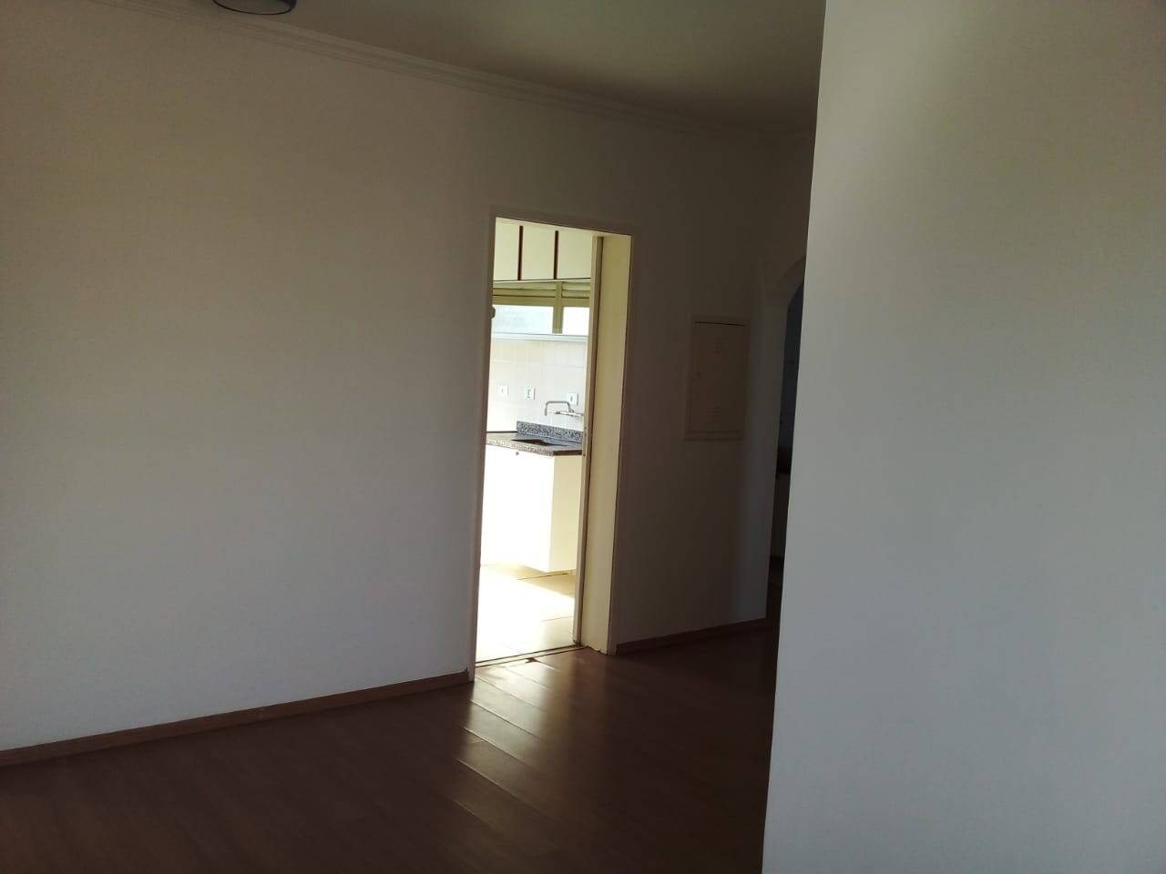 Apartamento para alugar com 2 quartos, 65m² - Foto 7