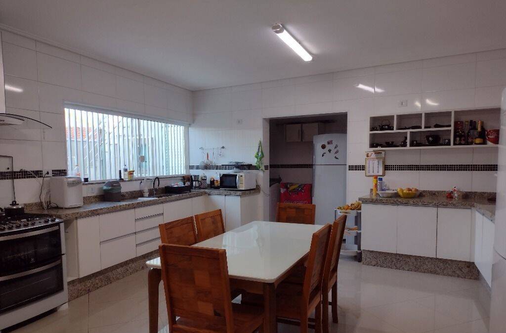 Casa, 3 quartos, 195 m² - Foto 17