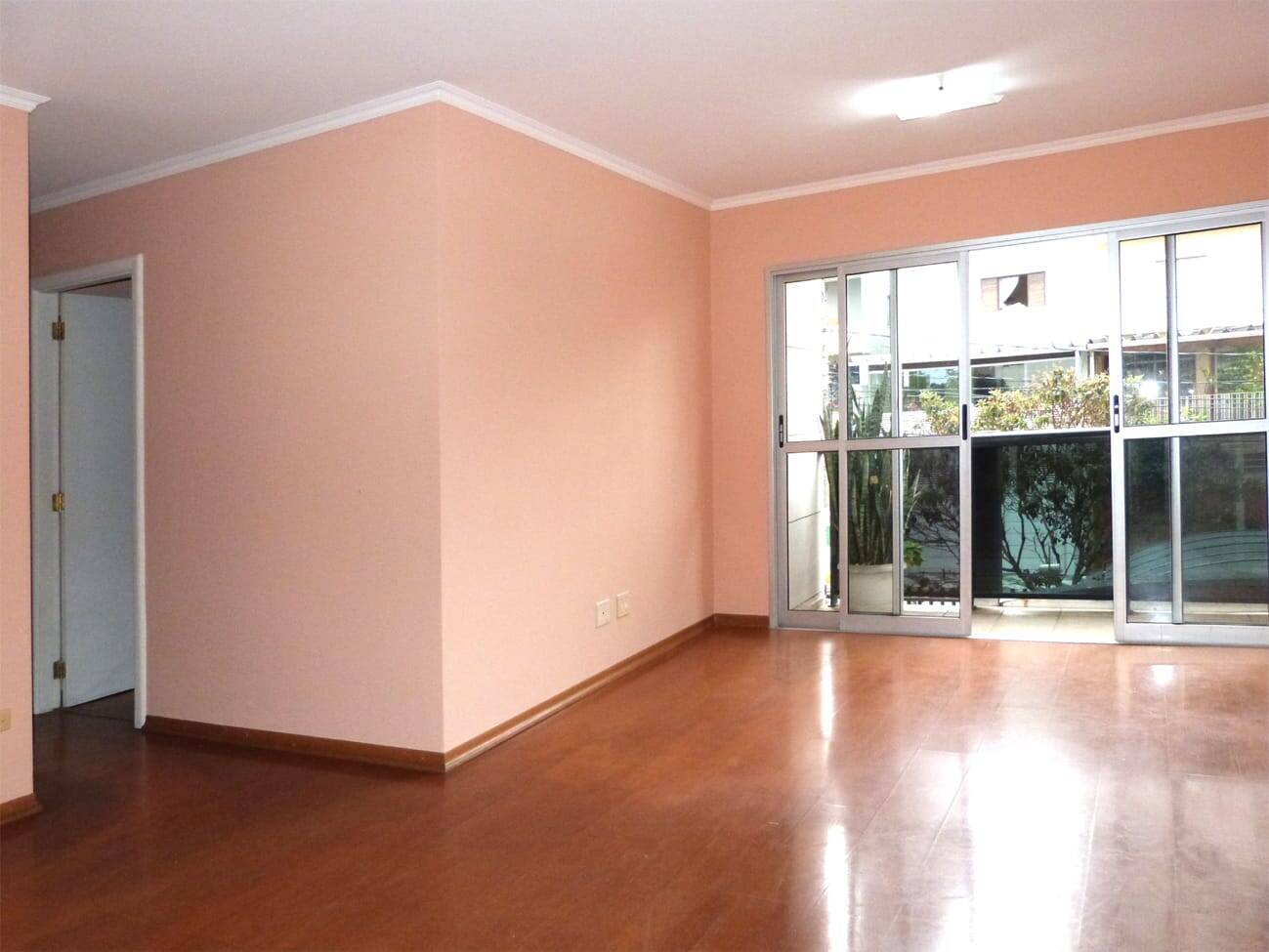 Apartamento para alugar com 3 quartos, 97m² - Foto 9