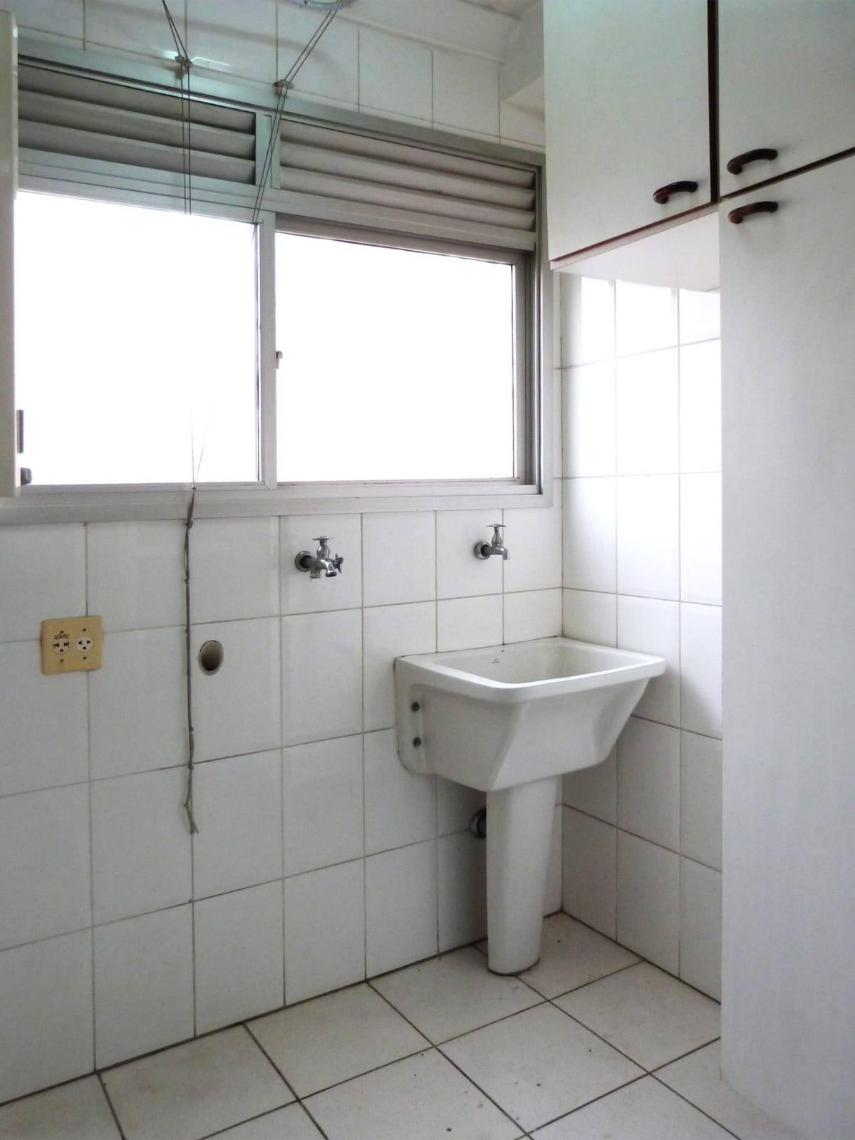 Apartamento para alugar com 3 quartos, 97m² - Foto 12