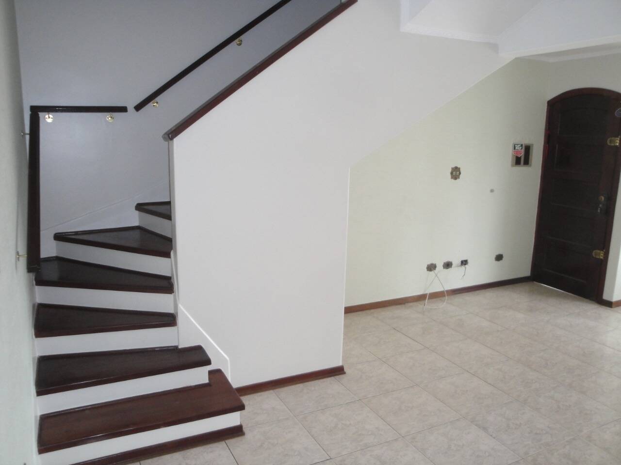 Casa, 3 quartos, 1368 m² - Foto 3