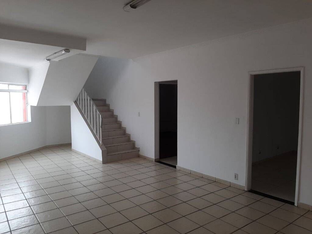 Sobrado, 6 quartos, 250 m² - Foto 3