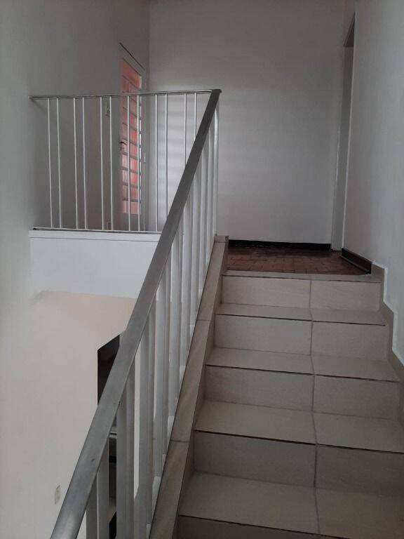 Sobrado, 6 quartos, 250 m² - Foto 5