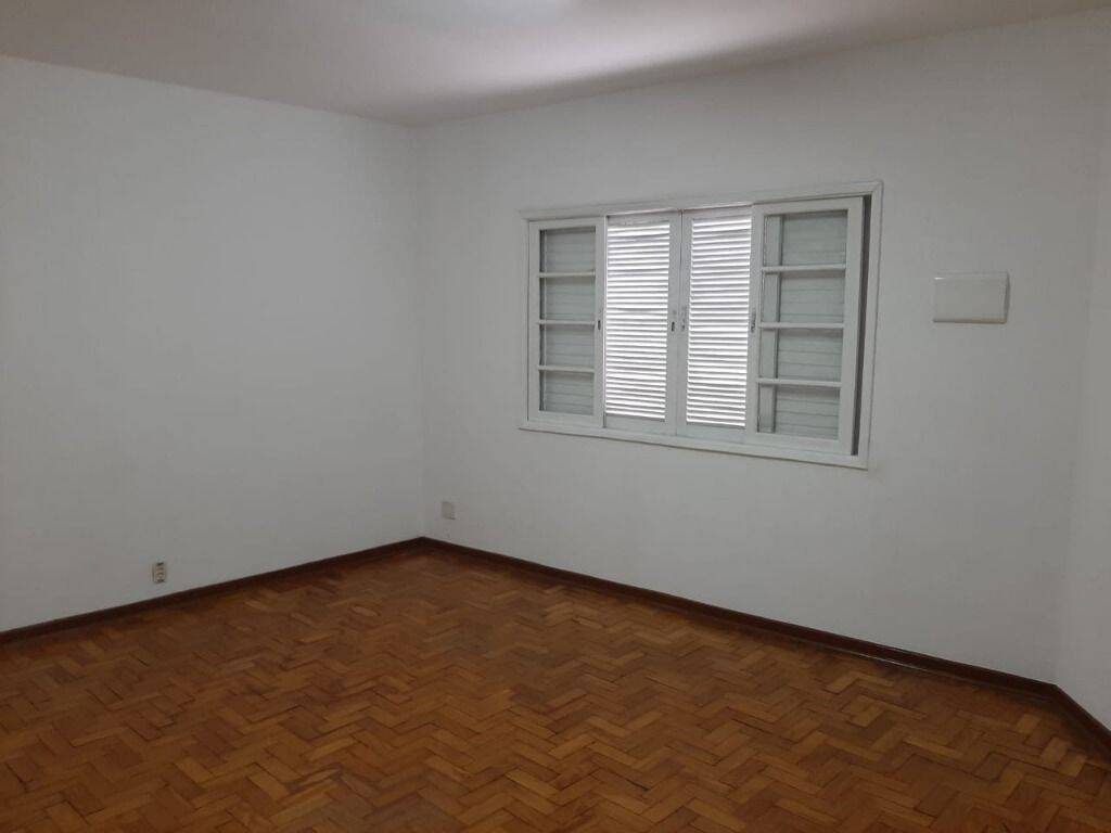 Sobrado, 6 quartos, 250 m² - Foto 24