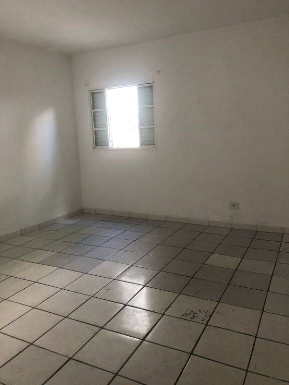 Casa, 1 quarto, 30 m² - Foto 2