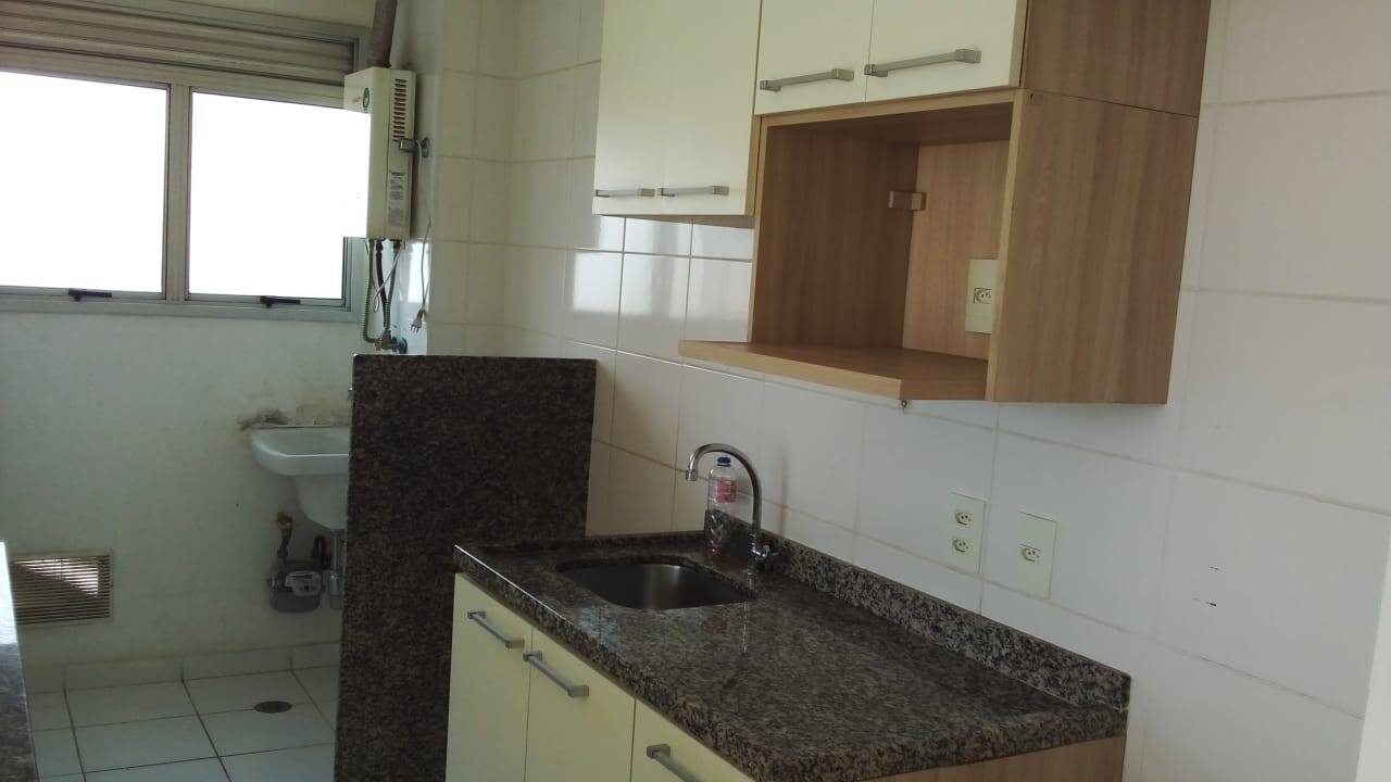 Apartamento à venda e aluguel com 3 quartos, 45m² - Foto 4