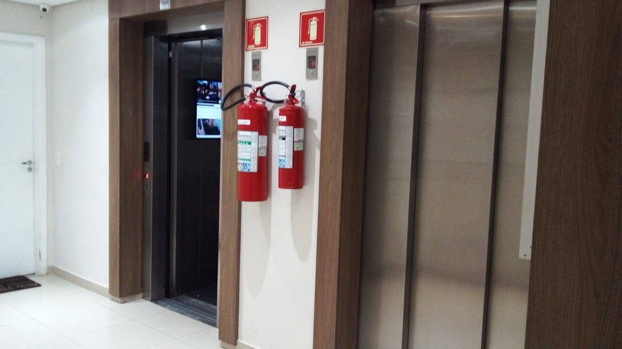 Apartamento à venda e aluguel com 3 quartos, 45m² - Foto 7