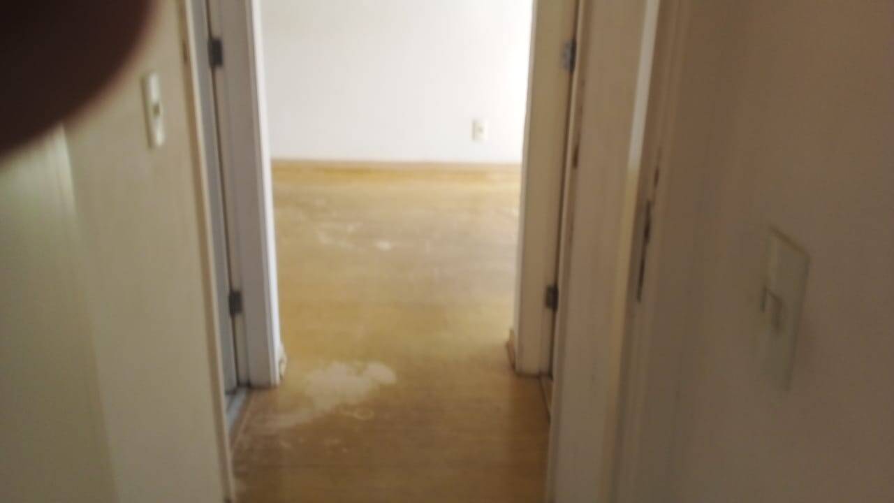 Apartamento à venda e aluguel com 3 quartos, 45m² - Foto 8