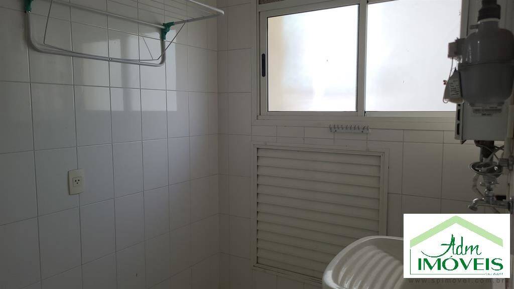 Apartamento para alugar com 3 quartos, 245m² - Foto 5