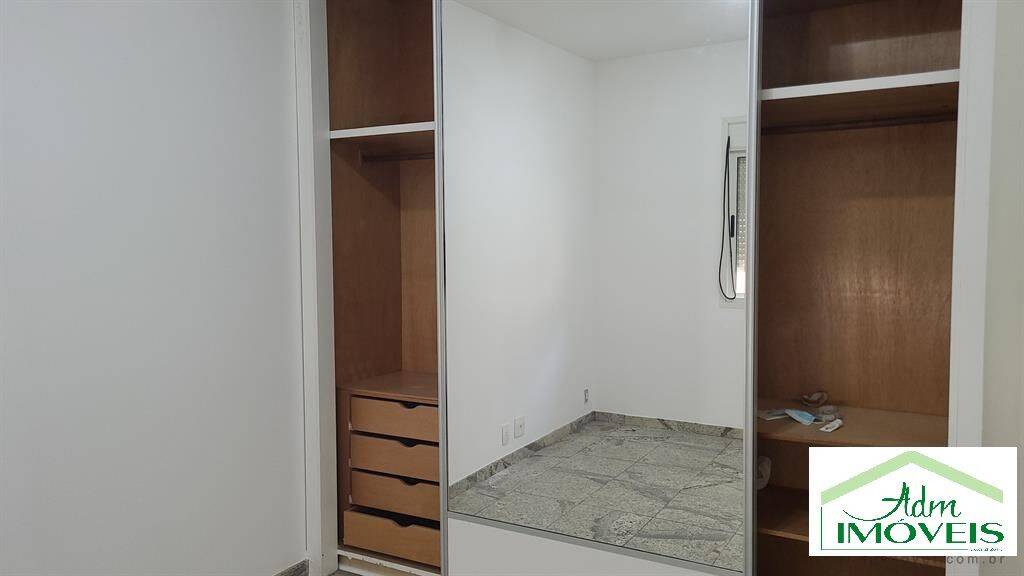 Apartamento para alugar com 3 quartos, 245m² - Foto 12