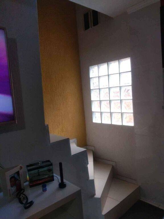 Casa, 3 quartos, 200 m² - Foto 4