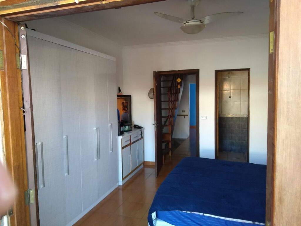 Sobrado, 3 quartos, 220 m² - Foto 2