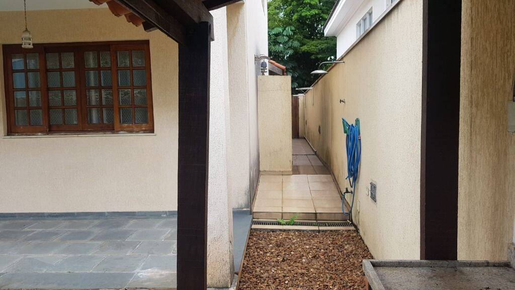 Casa, 4 quartos, 252 m² - Foto 4