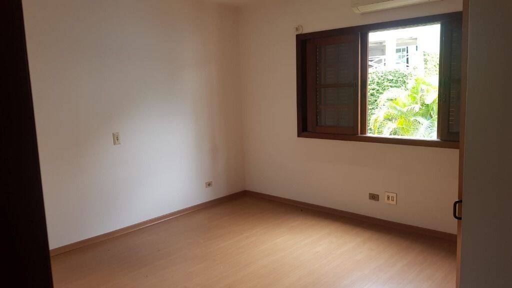 Casa, 4 quartos, 252 m² - Foto 18