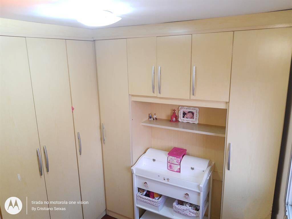 Apartamento para alugar com 3 quartos, 86m² - Foto 11