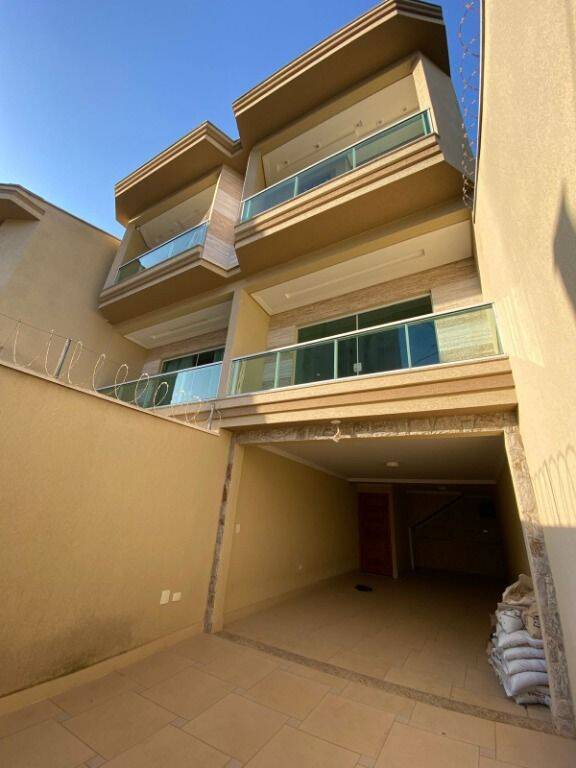 Sobrado à venda com 3 quartos, 240m² - Foto 19