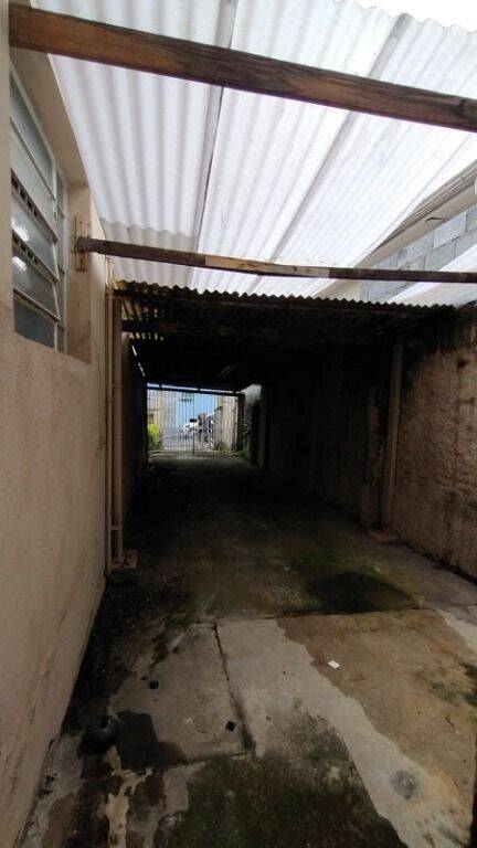 Casa para alugar com 5 quartos, 200m² - Foto 15