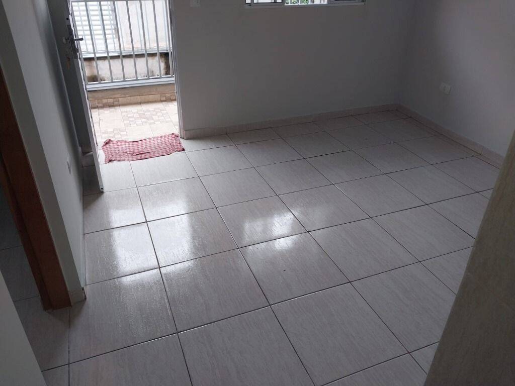 Casa para alugar com 1 quarto, 50m² - Foto 11