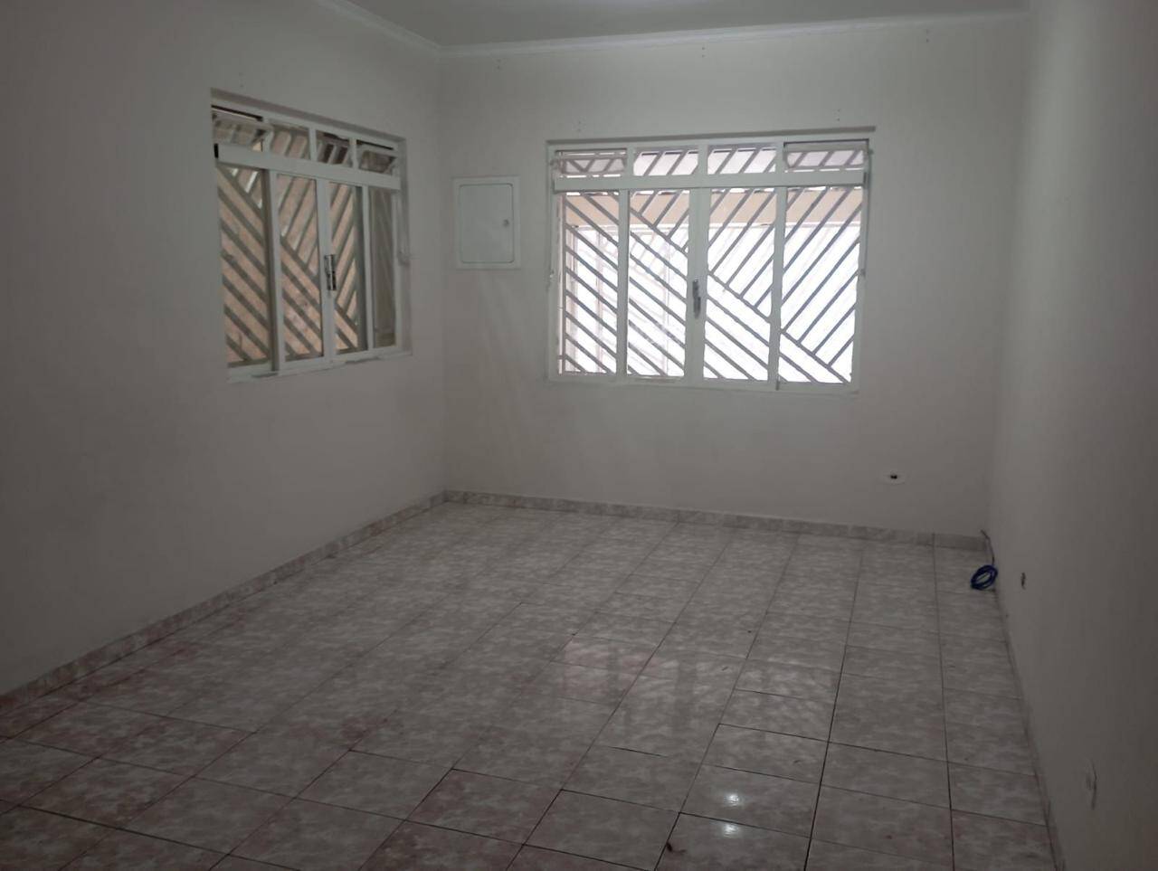 Casa para alugar com 2 quartos, 125m² - Foto 9
