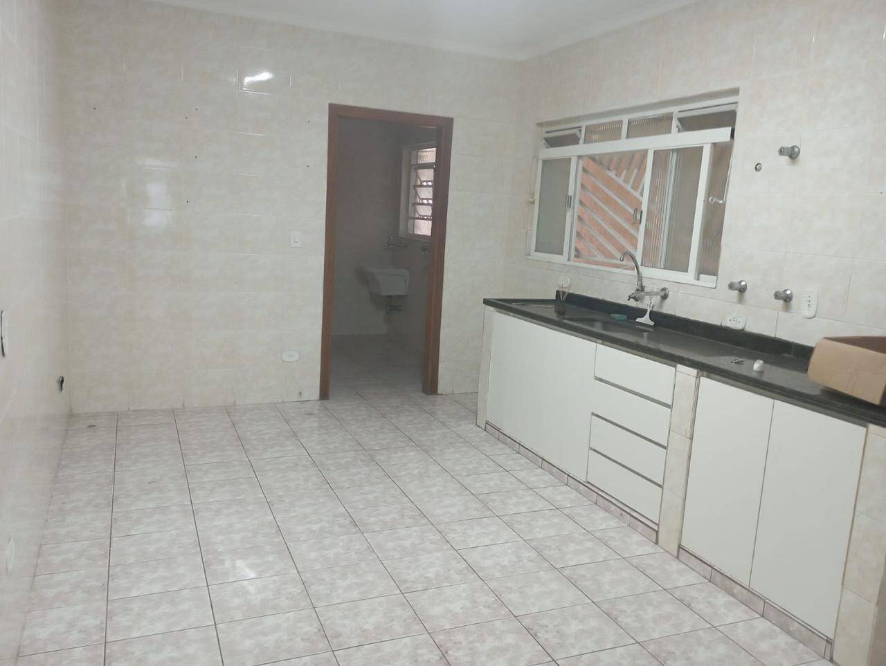 Casa para alugar com 2 quartos, 125m² - Foto 10