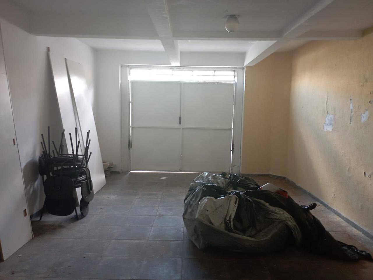 Casa para alugar com 2 quartos, 125m² - Foto 14