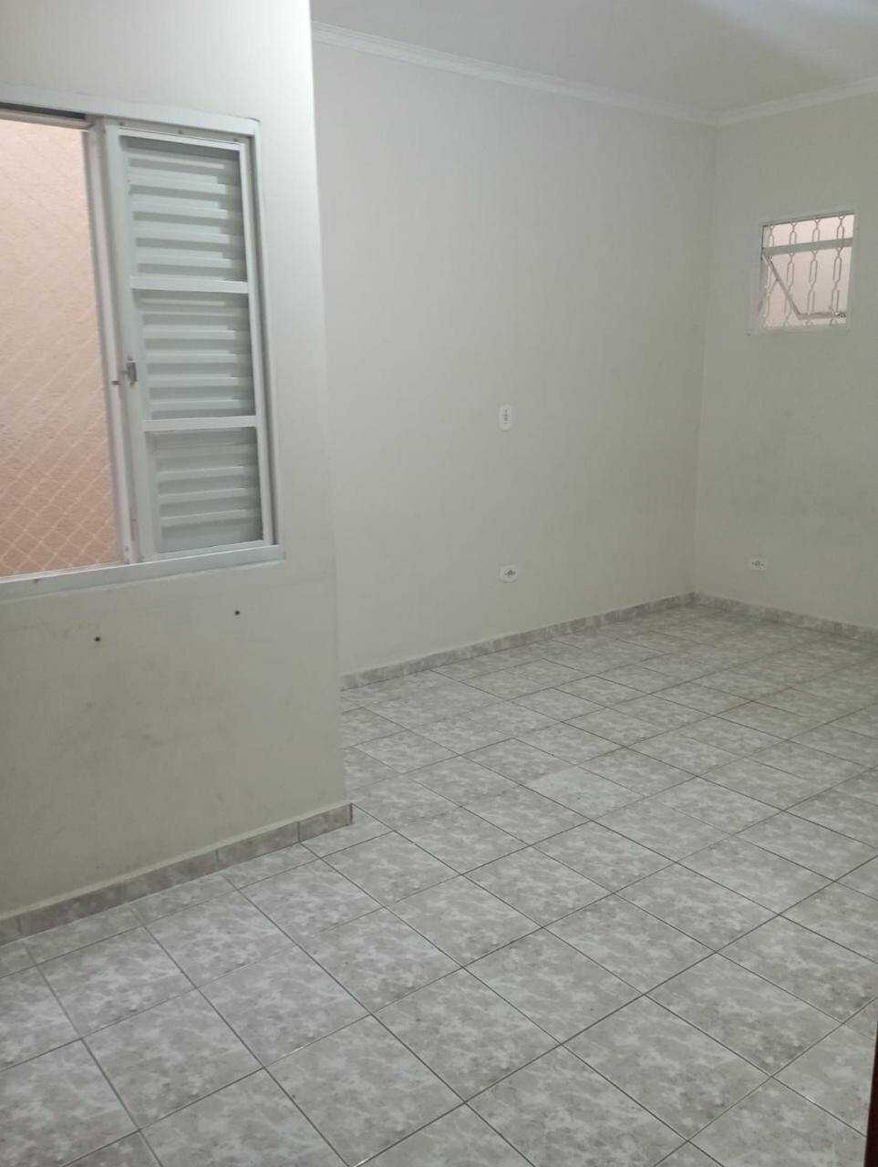 Casa para alugar com 2 quartos, 125m² - Foto 20