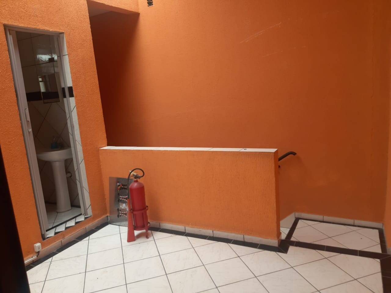 Depósito-Galpão-Armazém para alugar, 360m² - Foto 5