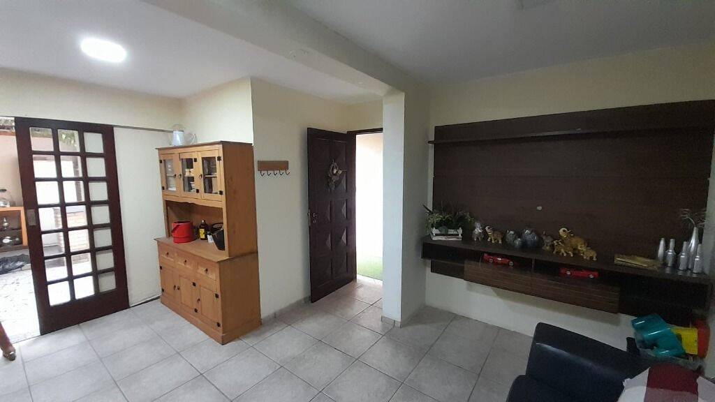 Casa, 4 quartos, 280 m² - Foto 4