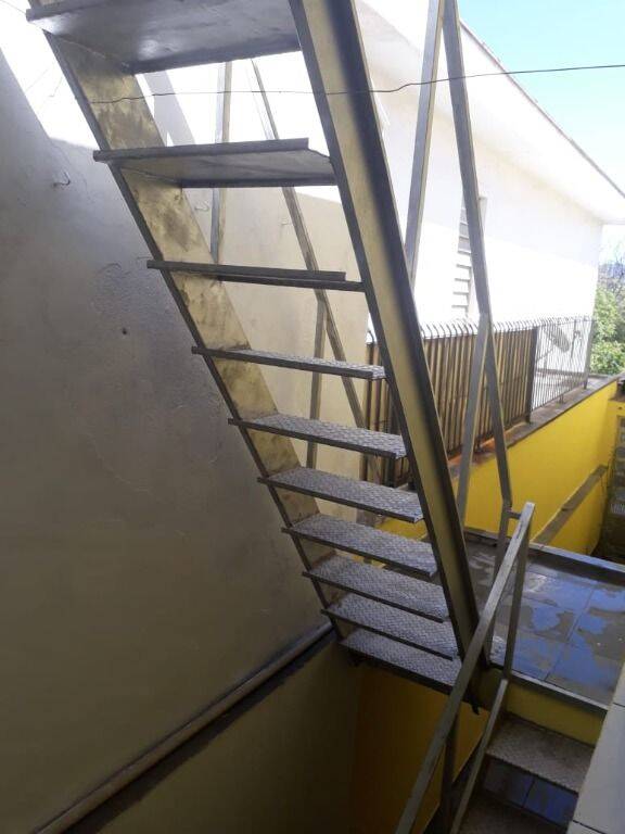 Casa à venda e aluguel com 3 quartos, 160m² - Foto 22