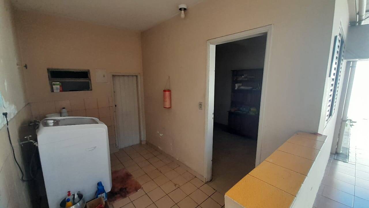 Casa, 2 quartos, 230 m² - Foto 14