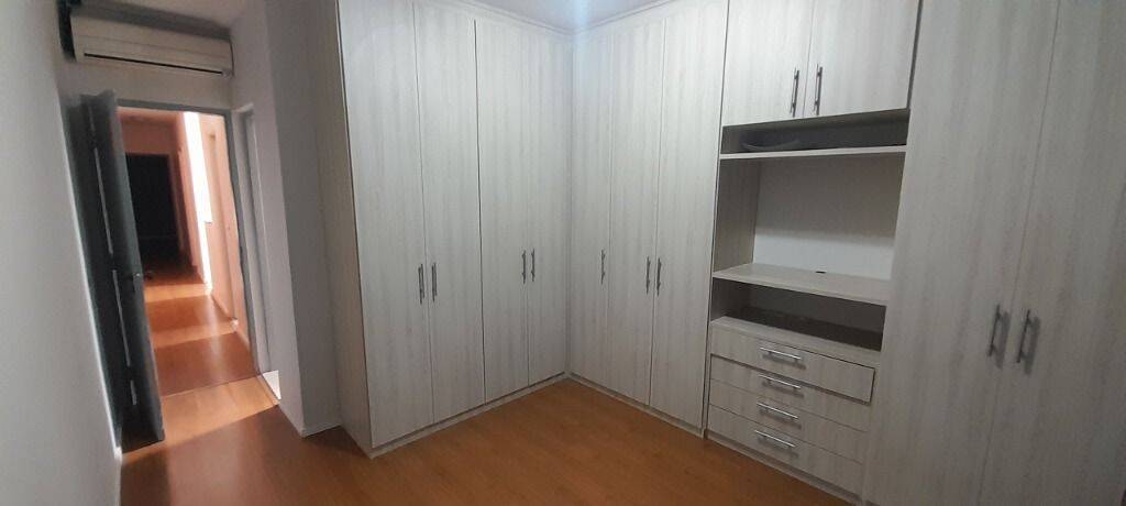 Casa, 3 quartos, 250 m² - Foto 11