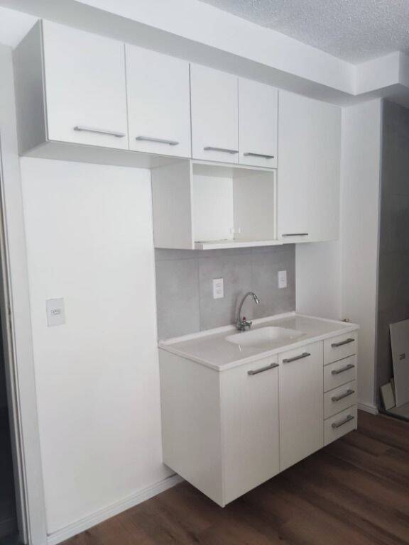 Apartamento para alugar com 2 quartos, 35m² - Foto 9