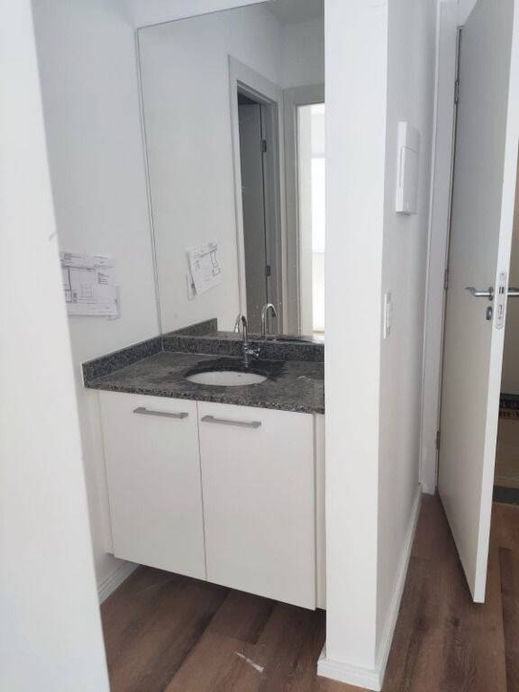 Apartamento para alugar com 2 quartos, 35m² - Foto 14