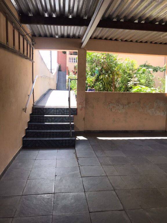 Sobrado à venda com 4 quartos, 300m² - Foto 5