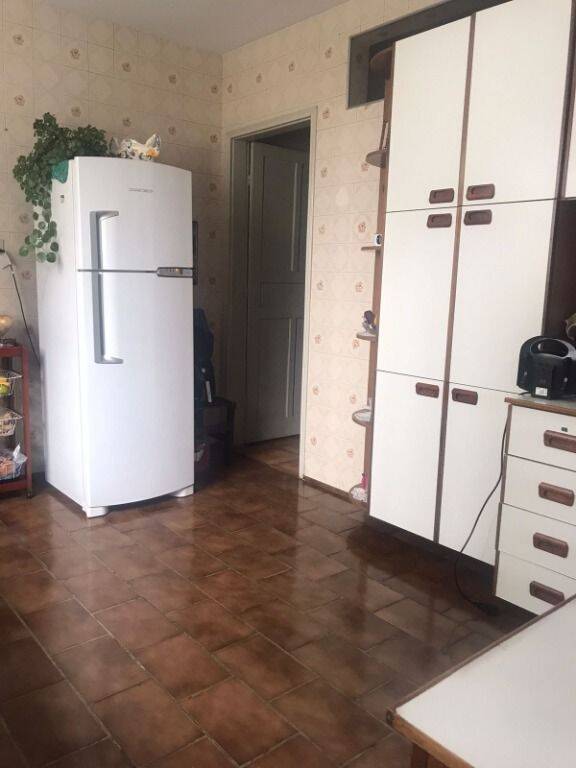 Sobrado à venda com 4 quartos, 300m² - Foto 9