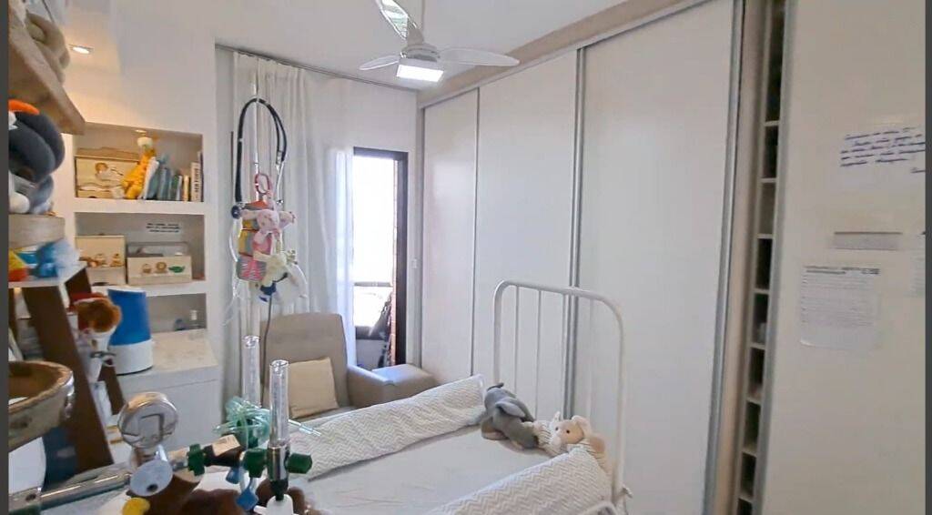 Apartamento à venda com 3 quartos, 161m² - Foto 7
