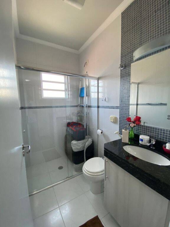 Casa, 3 quartos, 196 m² - Foto 8